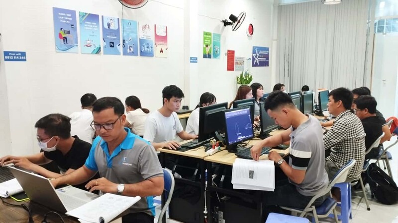Dịch vụ đào tạo có chịu thuế GTGT không? Hướng dẫn đầy đủ 5 Ví dụ thực tế trả lời câu hỏi dịch vụ đào tạo có chịu thuế GTGT không