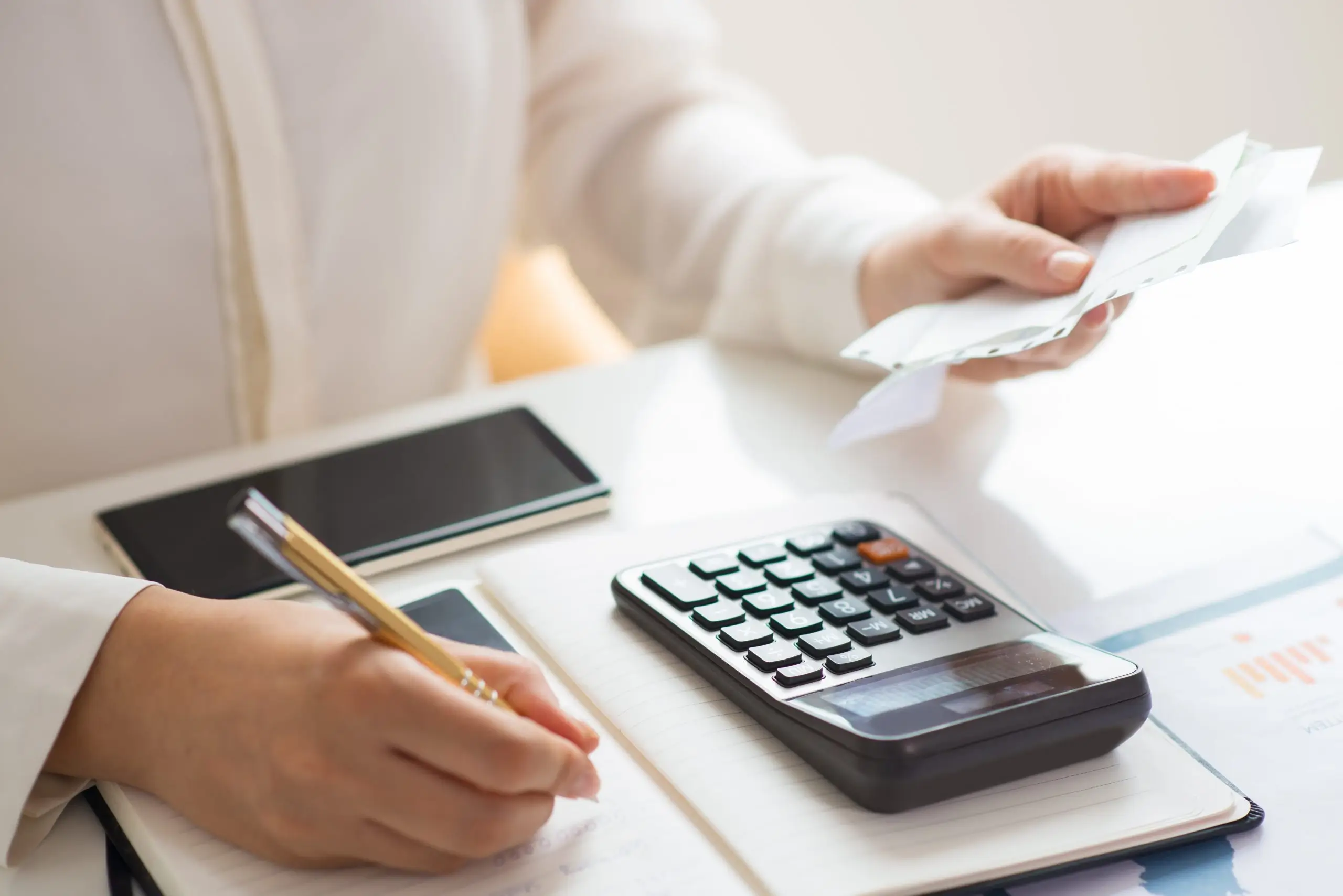 Hạch toán tạm ứng lương cho nhân viên: Hướng dẫn chi tiết từ A-Z 5 Hồ sơ chứng từ khi hạch toán tạm ứng lương cho nhân viên