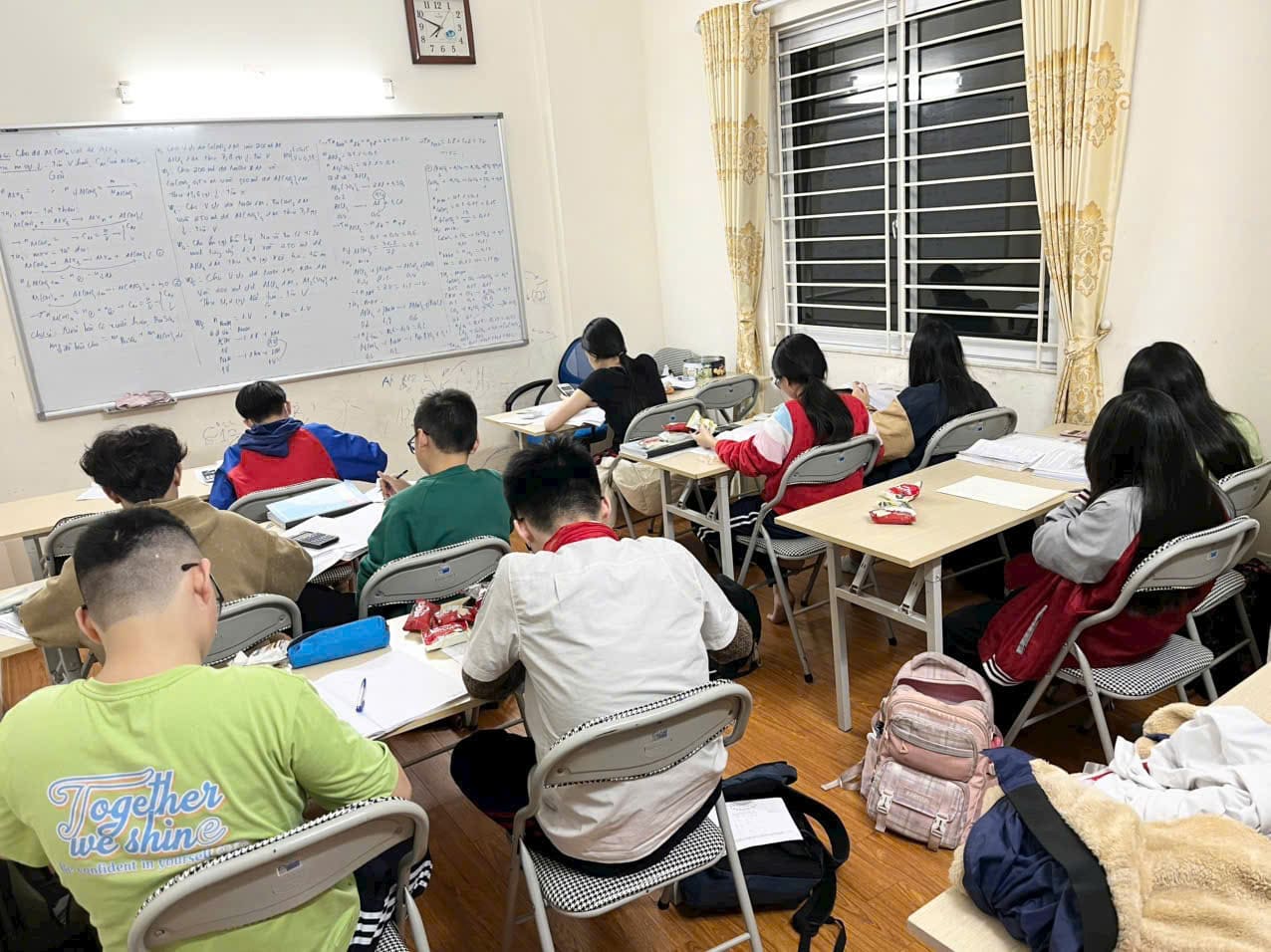 Điều kiện dạy thêm tại nhà, điều kiện mở lớp dạy thêm từ 14/02/2025