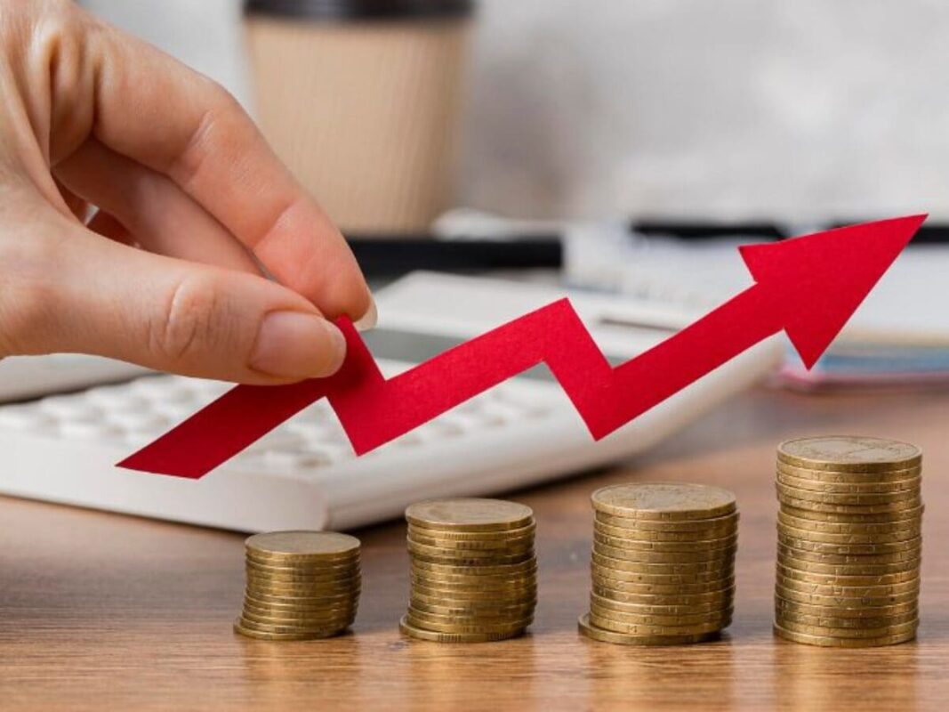 Hộ kinh doanh online có phải xuất hóa đơn không? Quy định 2025 3 Từ 01/06/2025 hộ kinh doanh có doanh thu từ 1 tỷ đồng/năm trở lên bắt buộc sử dụng hóa đơn điện tử
