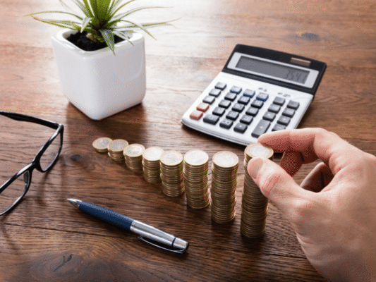 Thu nhập chịu thuế là gì? Cách xác định và tính thuế thu nhập chính xác 3 Untitled design 14